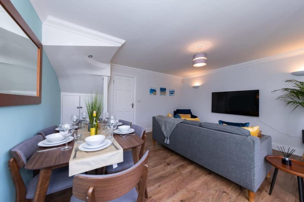 Ratby House - Spacious 3 Bed With Garden & Parking Earley Luaran gambar